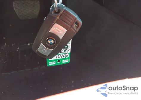 2010 BMW 335I из США, поврежденный, VIN WBAWL7C51AP474885